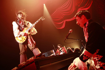 KAN/BAND LIVE TOUR 2009 じゃぁ,スイスの首都は?〈2枚…中野豊